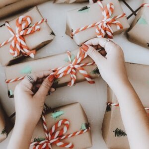 How To Choose The Best Gift Wrapping Paper
